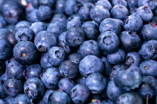 Blueberries Organic Certified - 2 LBS clamshell * FROZEN *